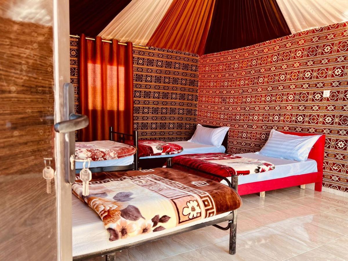 Salameh'S Bedouin Camp Hotel Wadi Rum Ngoại thất bức ảnh