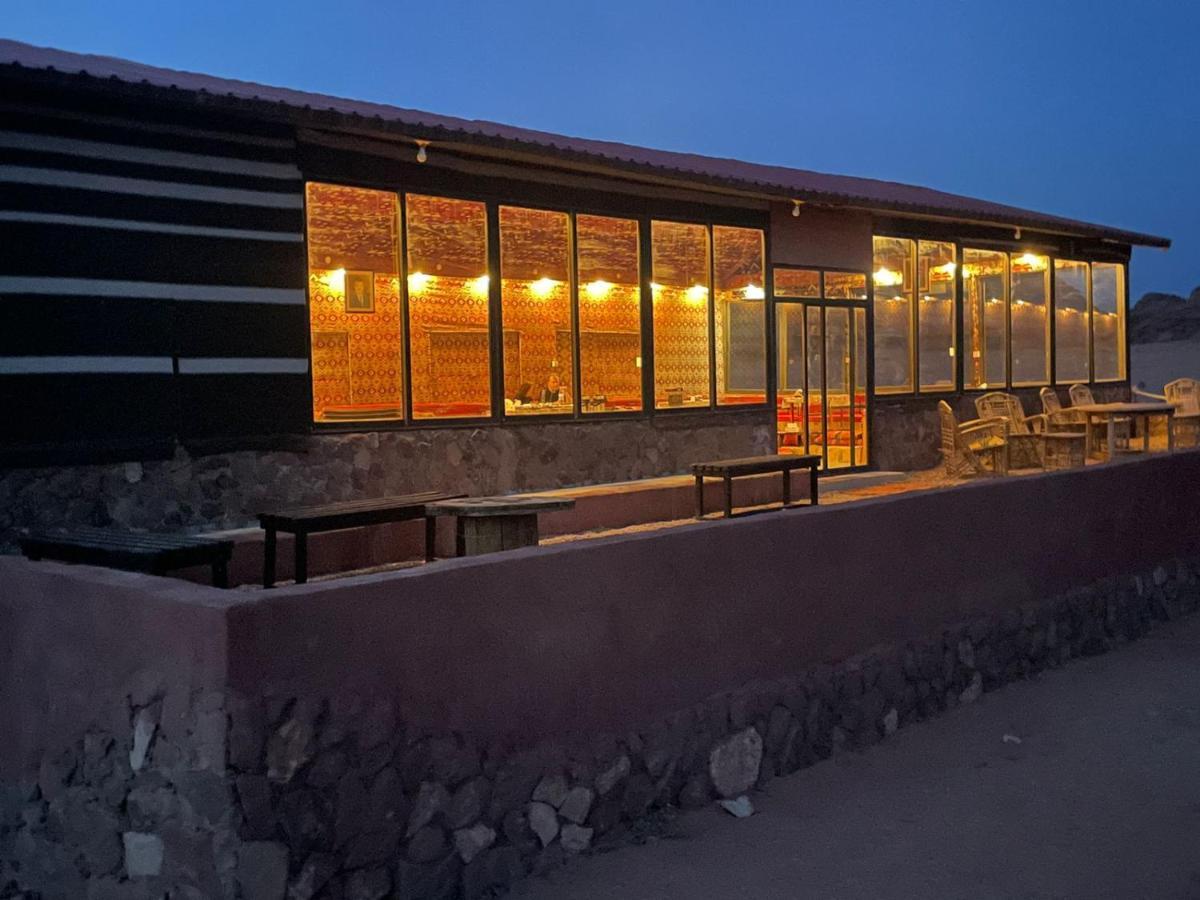 Salameh'S Bedouin Camp Hotel Wadi Rum Ngoại thất bức ảnh