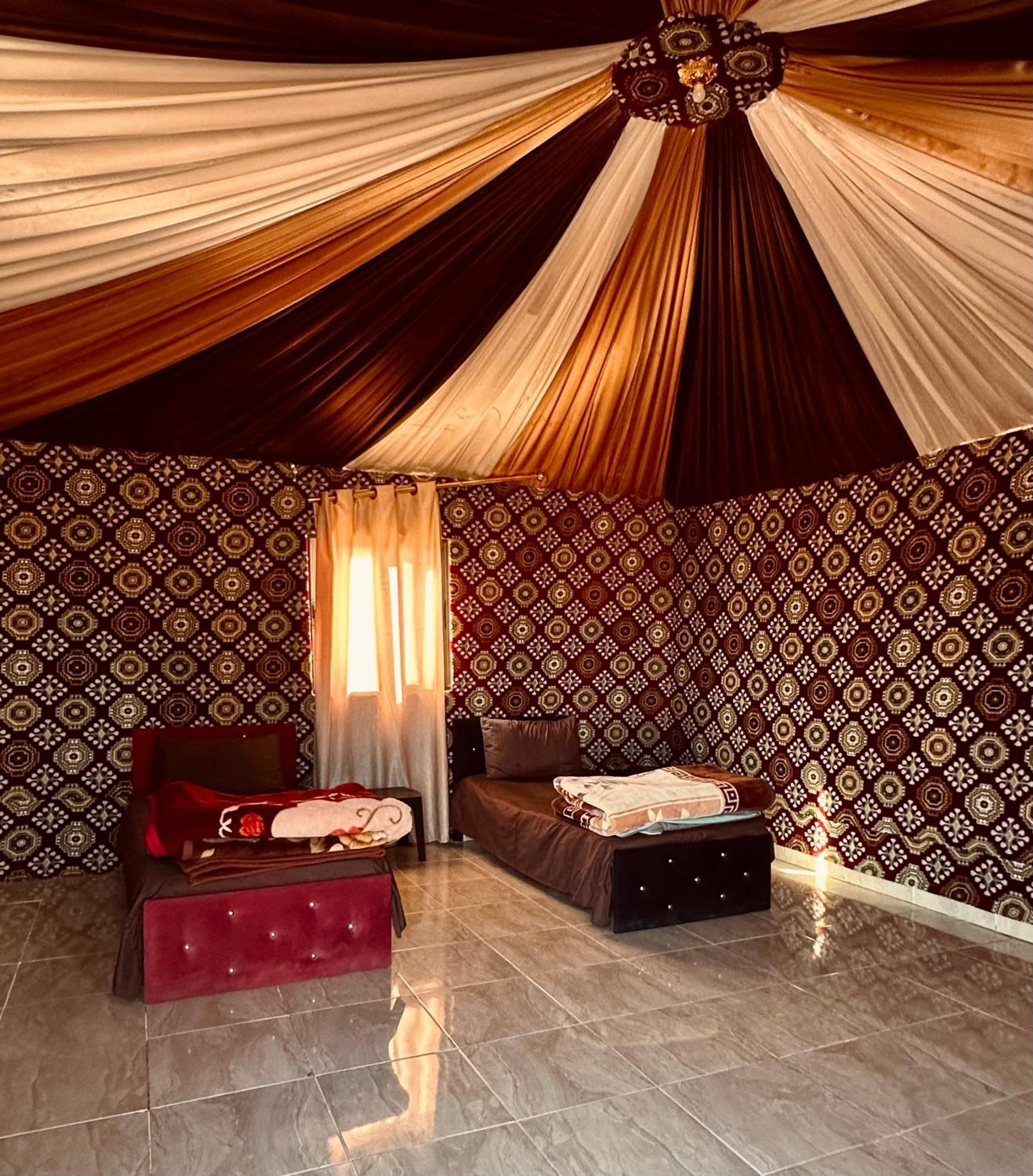 Salameh'S Bedouin Camp Hotel Wadi Rum Ngoại thất bức ảnh